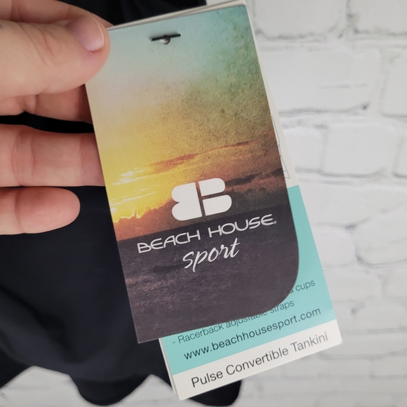 BEACH HOUSE SPORT | Vitality two-piece convertible tankini top swimsuit - Picture 4 of 15